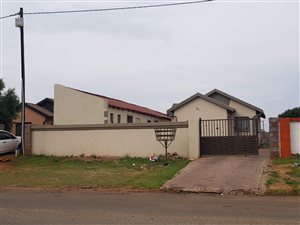 2 Bed House in Vosloorus South