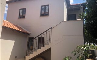 2 Bedroom Apartment in Kameelfontein and surrounds