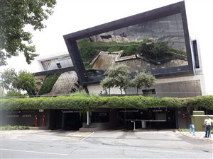 1077 m² Office Space in Waverley