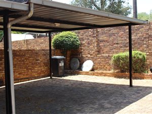 2 Bed Apartment in Kyalami Hills
