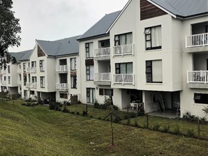 2 Bed Apartment in Emberton Estate