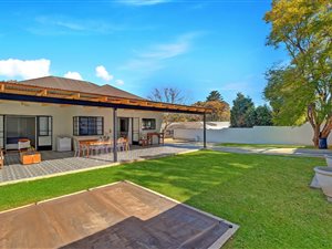 3 Bed House in Parktown North