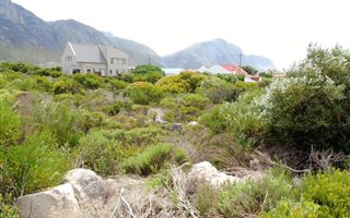 770 m² Land available in Bettys Bay