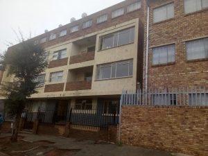 18 Bed Apartment in Yeoville