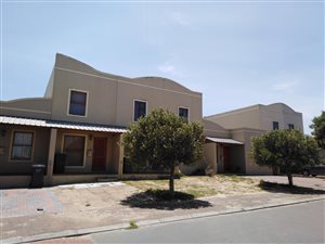 2 Bed Duplex in Kuilsriver