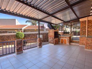 3 Bed Townhouse in Birchleigh