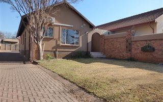 2 Bedroom House in Parkdene