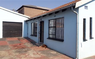 2 Bedroom House in Ebony Park