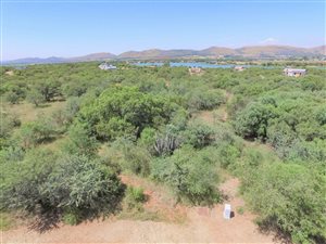 1058 m² Land available in Leloko