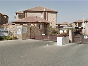 2 Bed Apartment in Halfway House
