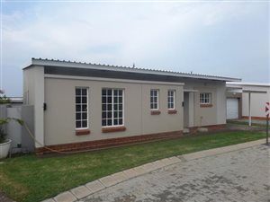 3 Bed Townhouse in Waterval East