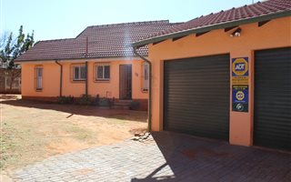 3 Bedroom House in Birch Acres