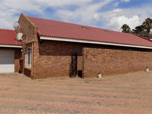 2 Bed House in Bronkhorstspruit