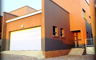 3 Bedroom Townhouse in Sterpark