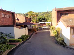 3 Bed Duplex in Glen Hills