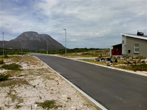 3 Bed House in Gansbaai and surrounds