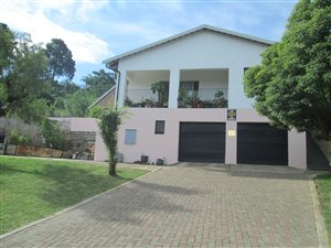 4 Bed House in Old Golf Course