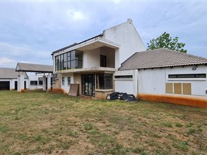 5 Bed House in White River AH