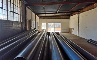150 m² Commercial space in Hamilton