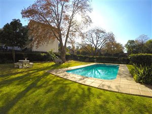 2 Bed Apartment in Bordeaux