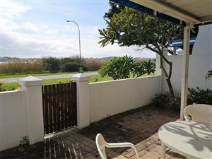 3 Bed Townhouse in Paradise Beach