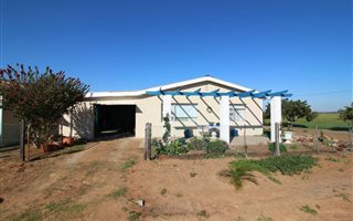 2 Bedroom House in Aurora