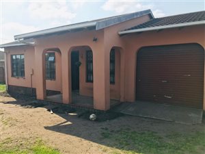3 Bed House in Esikhawini