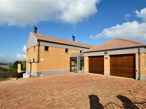 5 Bed House in Aurora