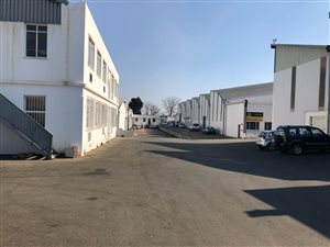 682 m² Industrial space in Manufacta