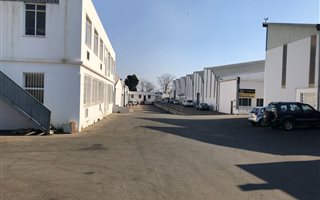682 m² Industrial space in Manufacta