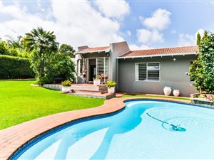 3 Bed House in Marais Steyn Park