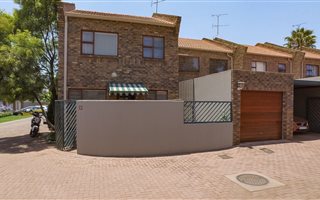 2 Bedroom Townhouse in Randpark Ridge