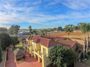 5 Bed House in Eldoraigne