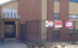 2 Bedroom Apartment in Kew