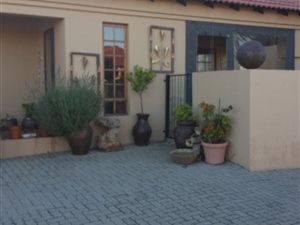 2 Bed Townhouse in Trichardt