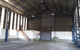 680 m² Industrial space in Rustenburg Central