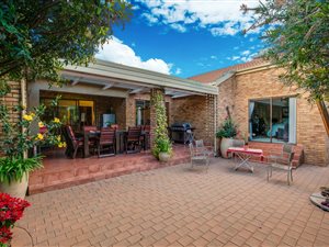 3 Bed Townhouse in Eldoglen