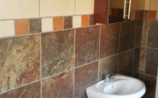 2 Bedroom House in Kameeldrift