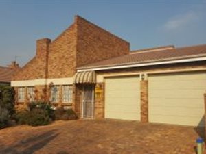 3 Bed Cluster in Brentwood Park