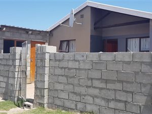 2 Bed House in Bloemendal