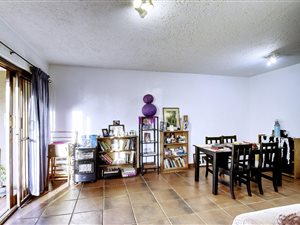 1 Bed Apartment in Waterkloof Ridge
