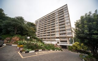 2 Bedroom Apartment in Parktown