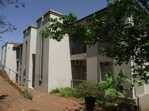 526 m² Office Space in Sunningdale