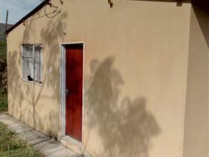 2 Bed House in Amalinda