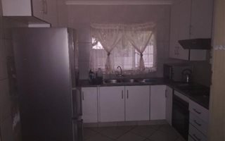 2 Bedroom Garden Cottage in Norkem Park