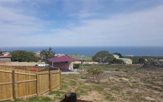 4 Bedroom House in Dana Bay