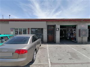 142 m² Industrial space in Brackenfell Industrial