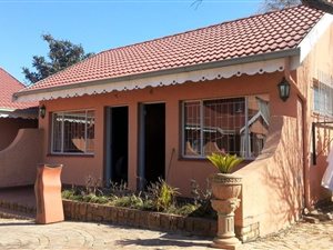 1 m² Commercial space in Kempton Park Central