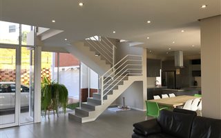 5 Bedroom House in Mt Edgecombe Estate 1 & 2