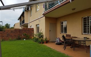 3 Bedroom Apartment in Elarduspark